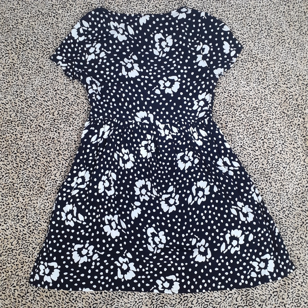 💥3/$25💥FLORAL POLKA DOT BABY DOLL DRESS-S - Picture 2 of 7